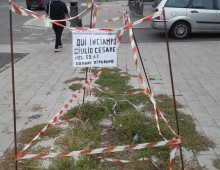 Viale Furio Camillo, buca “millenaria” Viale Furio Camillo, buca “millenaria”