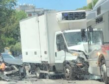 Via Fortifiocca: brutto incidente tra autobus, camion e auto