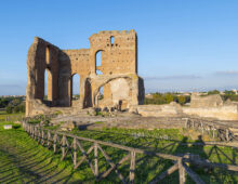 Appia Antica: scoperto “centro commerciale” di 2000 anni fa